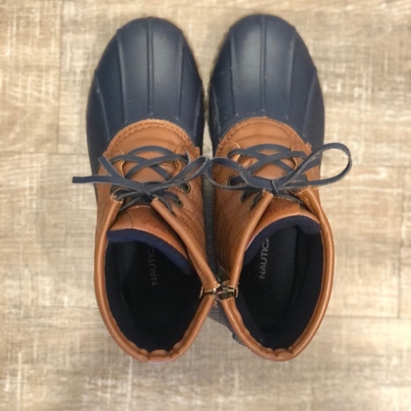 Nautica Women’s Rain Boots - Picture 3 of 5